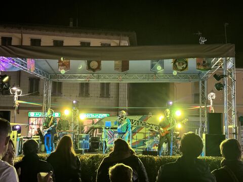 Concerto in piazza: palco, audio e luci, 2024