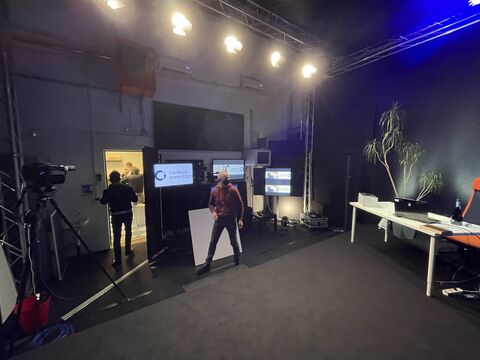 Evento aziendale: allestimento audio, luci e video, 2020