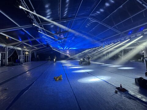 Spettacolo in teatro: luci di scena e audio
