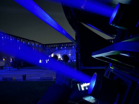 Spettacolo in teatro: luci di scena e audio