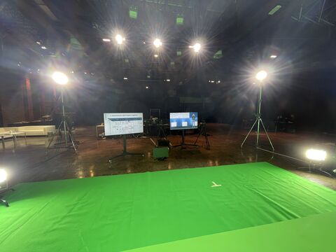 Studio con green screen per riprese e streaming, 2021