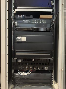 Rack audio video installato in armadio tecnico