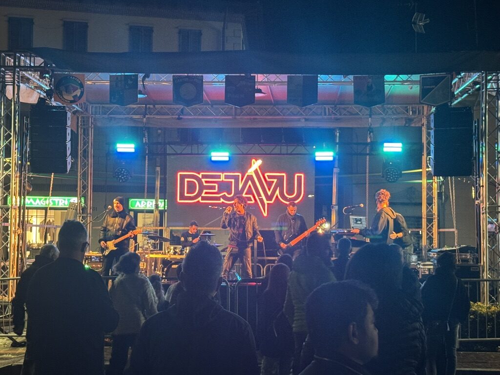 Festa dell’Oca — palco con ledwall in piazza Risorgimento